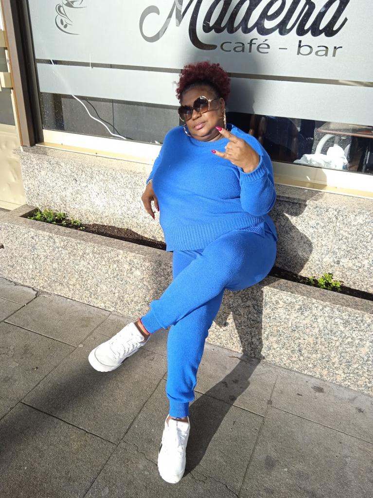 Chica busca chico en Orense: 