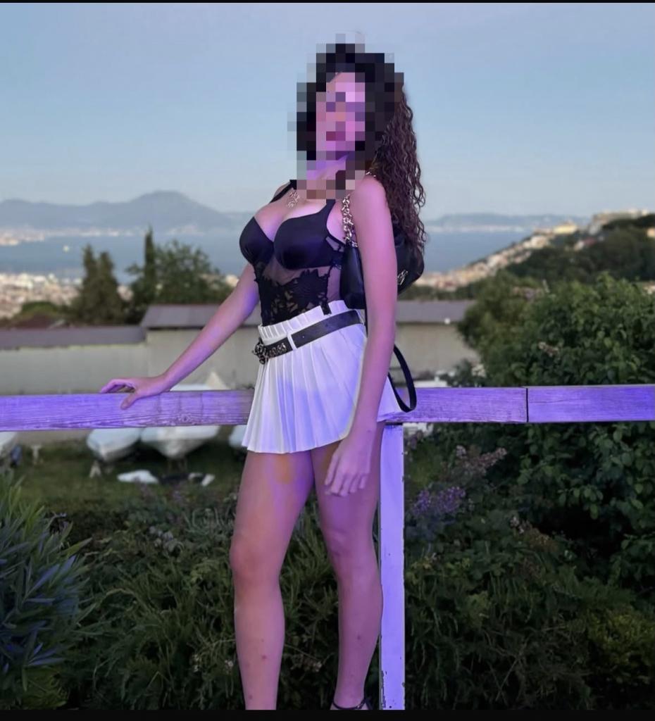 672000494: Chica busca chico en Málaga