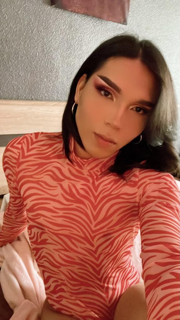 670024672: Transexual en Tarragona