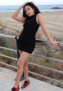 607185206: Chica busca chico en Alicante