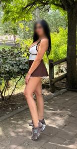 613284229: Chica busca chico en Madrid