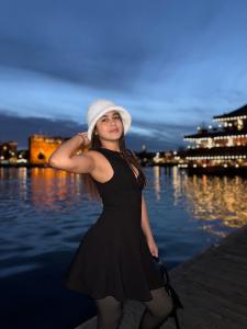 607511557: Chica busca chico en Madrid