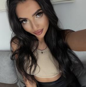 634162245: Chica busca chico en Málaga