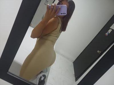 677452481: Chica busca chico en Zaragoza