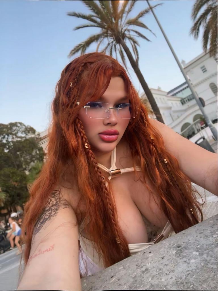 600497159: Chica busca chico en Sevilla