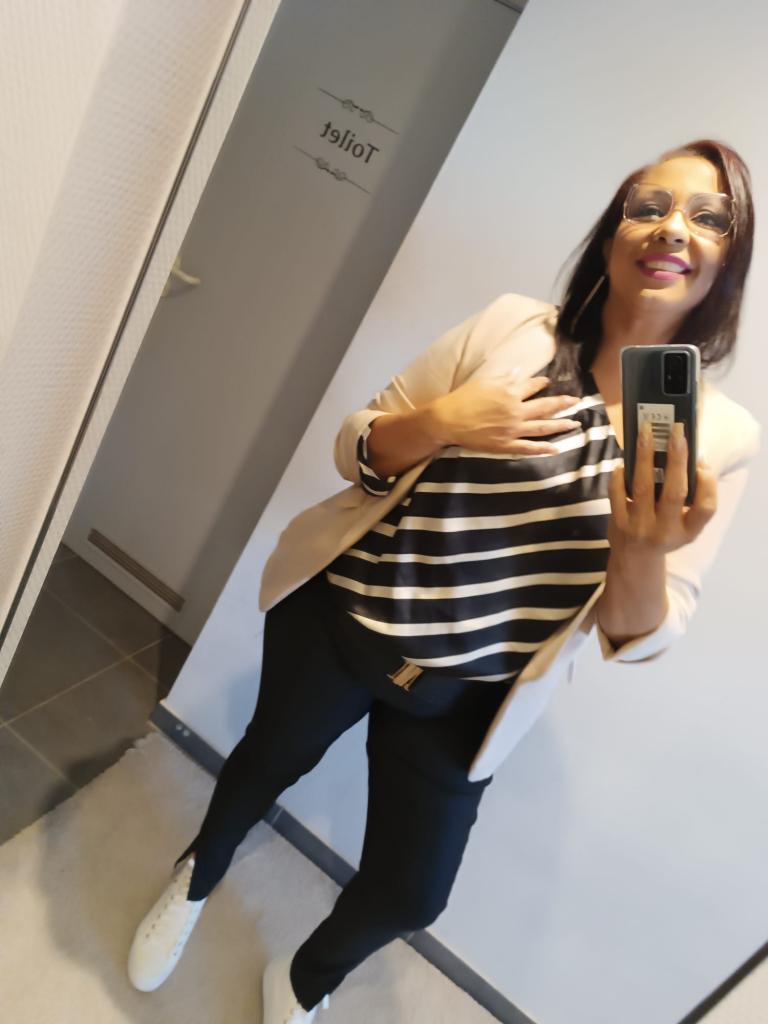 Chica busca chico en Asturias: 