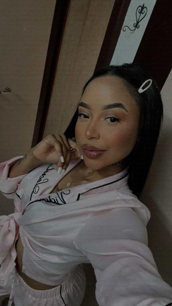 633367809: Chica busca chico en Valencia