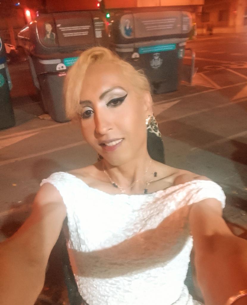 671357884: Transexual en Valencia