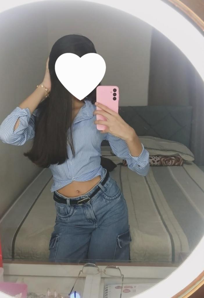 602492015: Chica busca chico en Sevilla