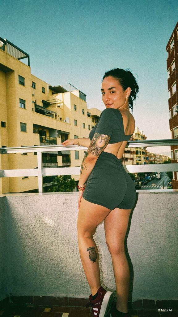 Chica busca chico en Valencia: Chica busca chico