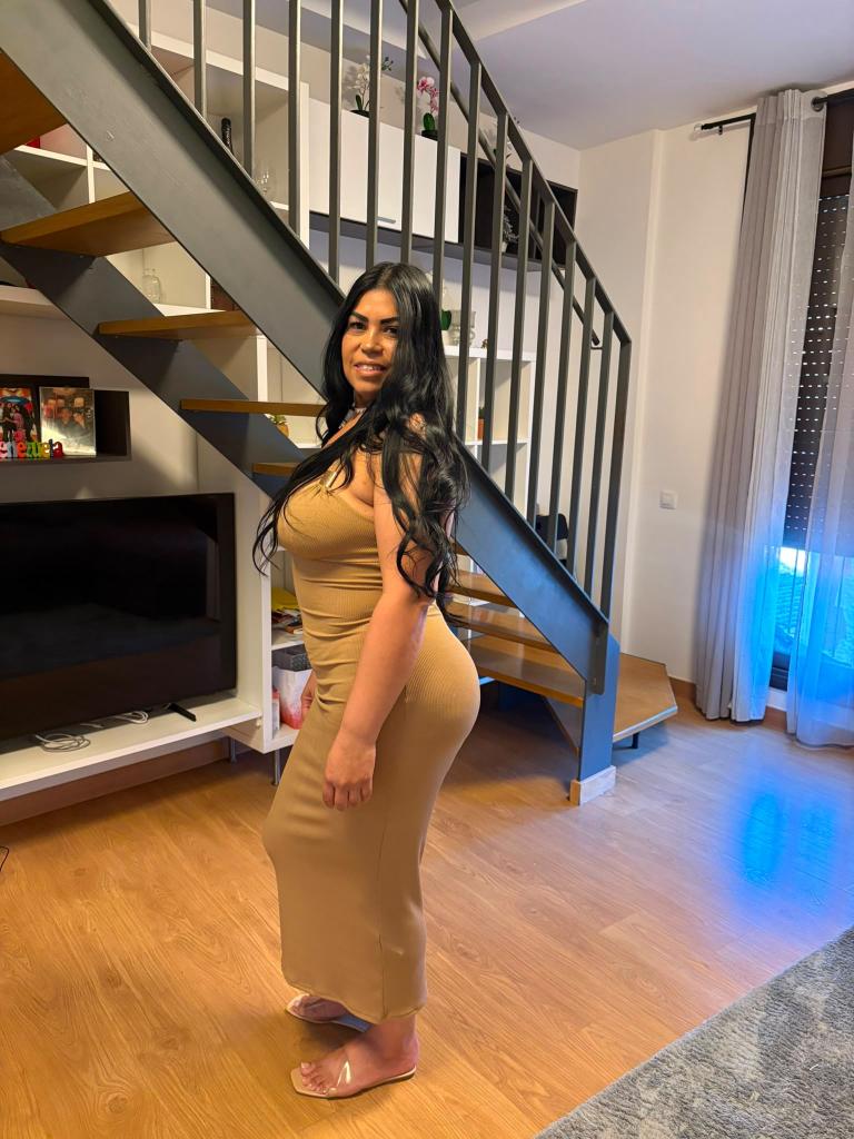 613296748: Chica busca chico en Murcia
