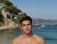 633307349: Chico busca chica en Ibiza