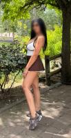 613284229: Chica busca chico en Madrid