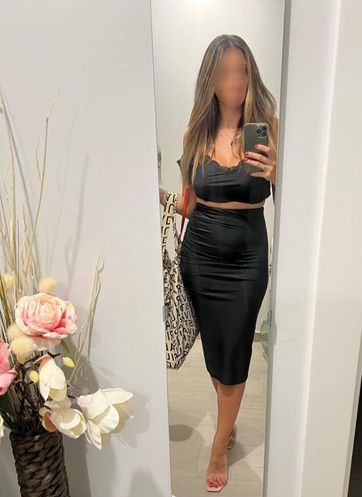 Chica busca chico en Sevilla: 