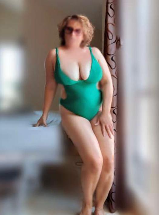 Chica busca chico en La Coruña: Chica busca chico