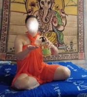 645225090: Chica busca chico en Sevilla