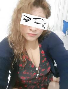670584740: Chica busca chico en Alicante