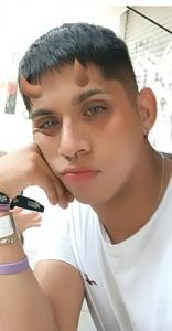 623064094: Chico busca chica en Madrid