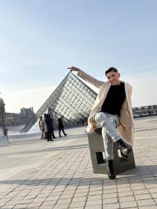 Chico busca chica en Madrid: 