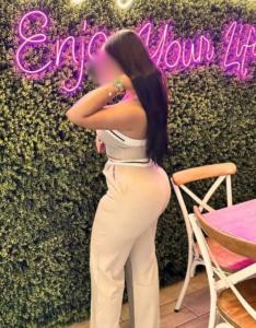 614420939: Chica busca chico en Murcia