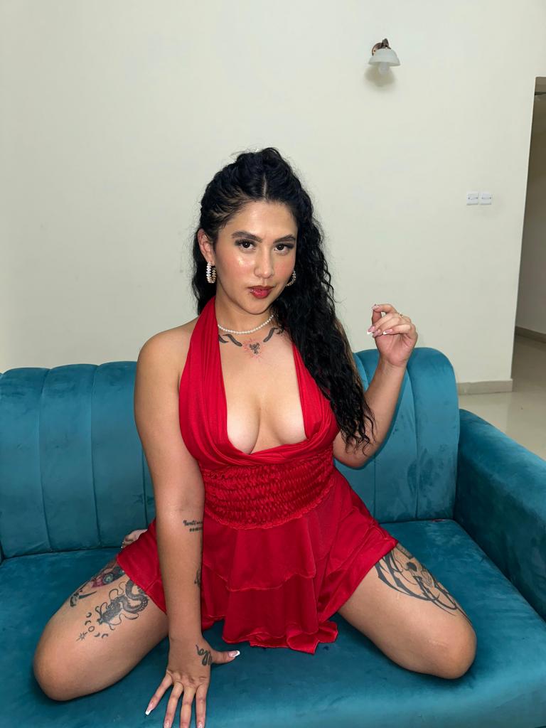 Chica busca chico en Ibiza: Chica busca chico