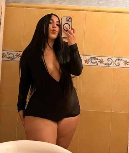 Chica busca chico en Sevilla: Chica busca chico