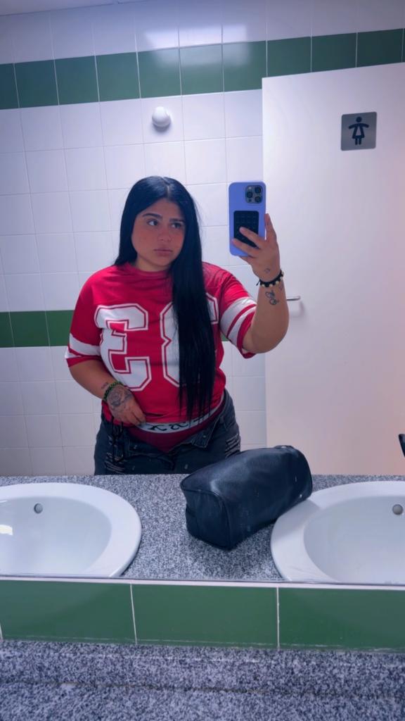 664634139: Chica busca chico en Málaga