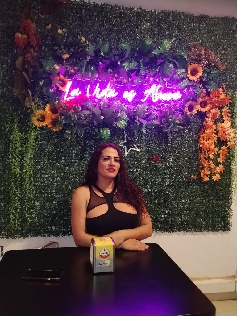 624838153: Transexual en Tenerife