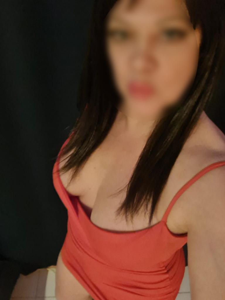 622214491: Chica busca chico en Barcelona