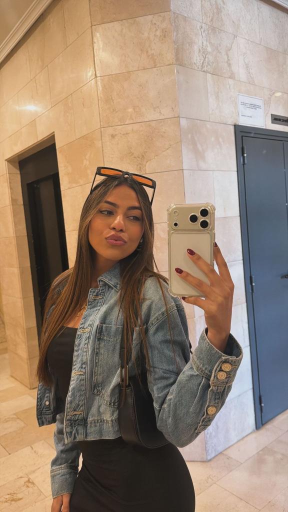 Chica busca chico en Sevilla: 