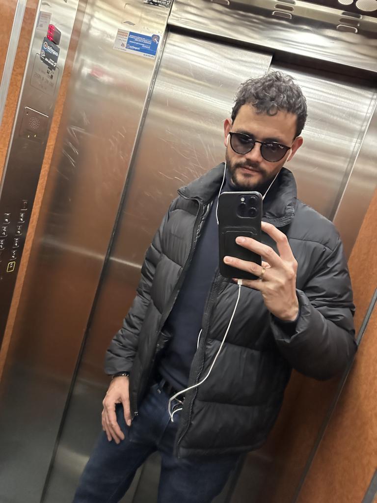 624041417: Chico busca chica en Alicante