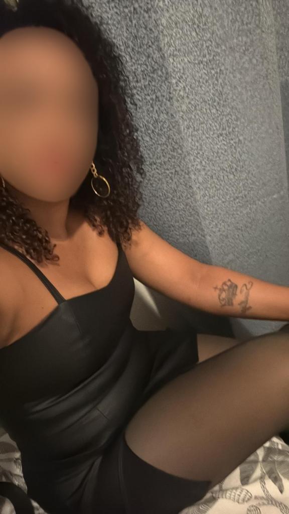 Chica busca chico en Castellón: 