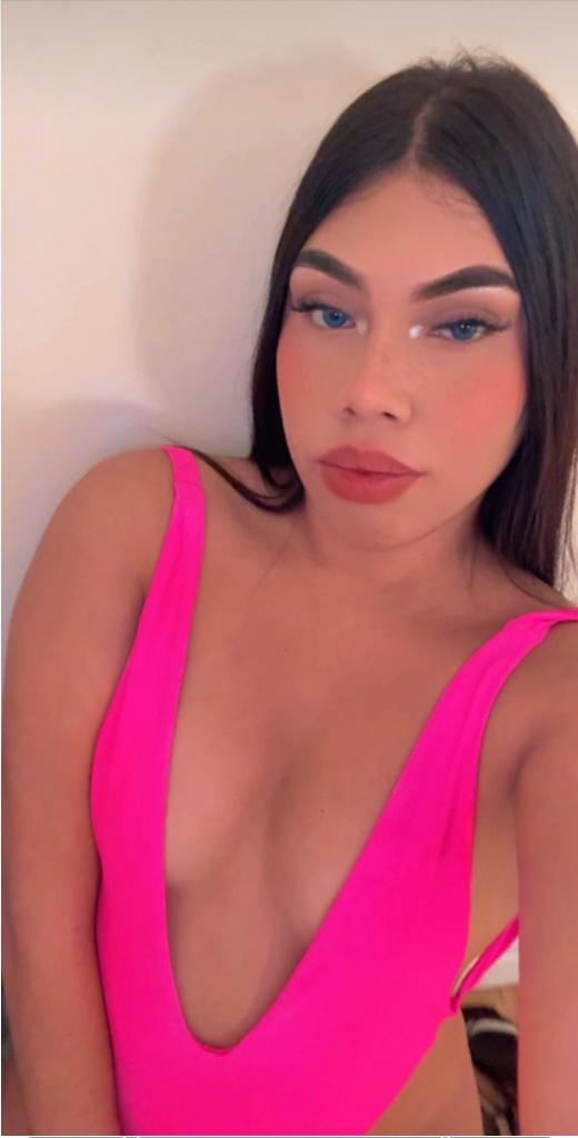 Chica busca chico en Granada: 