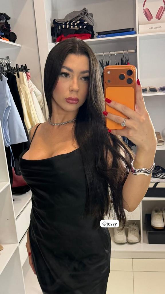 Chica busca chico en Almería: 