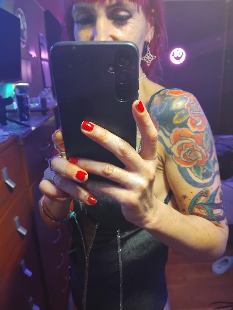 Chica busca chico en Asturias: Chica busca chico