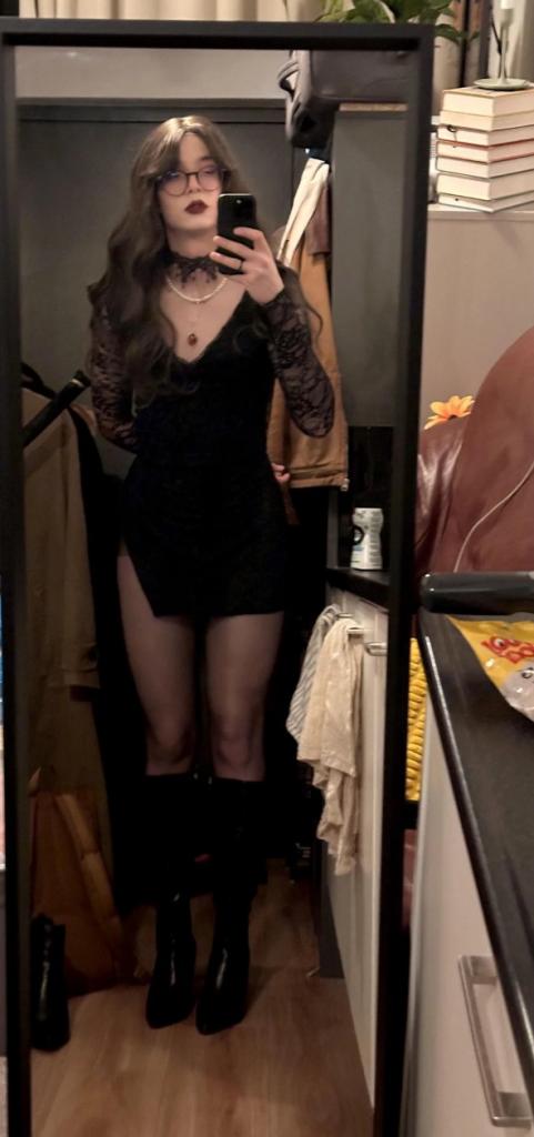 613035364: Transexual en La Coruña