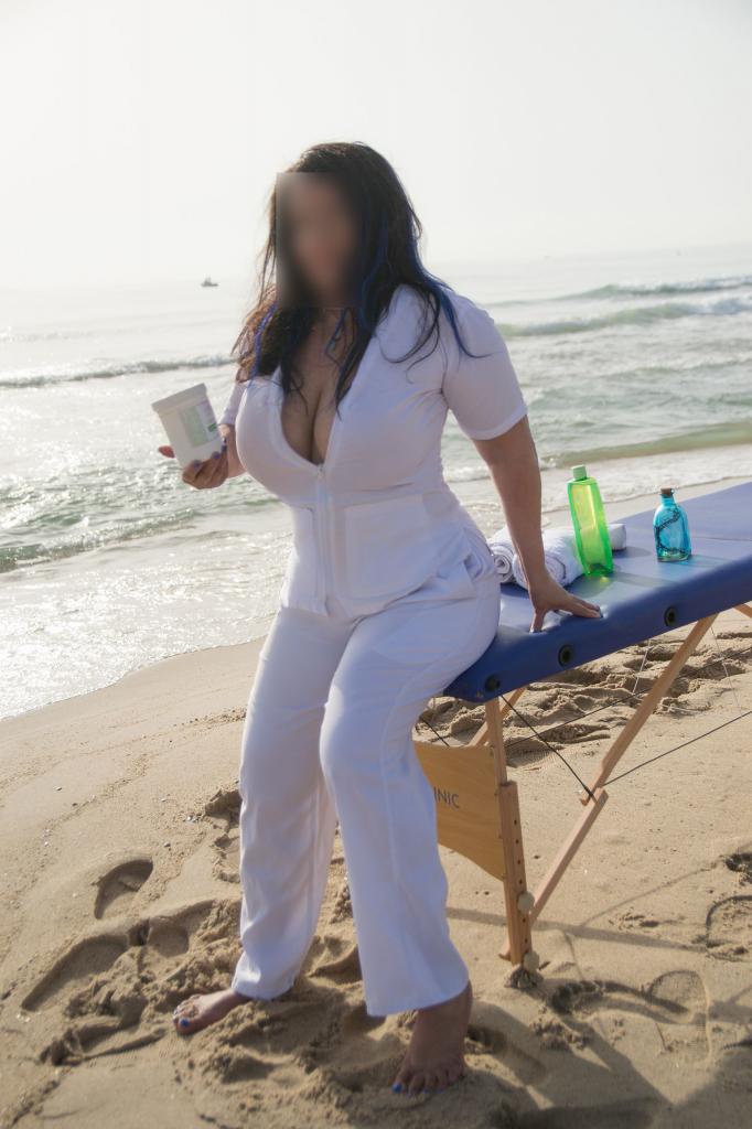 643295753: Chica busca chico en Valencia