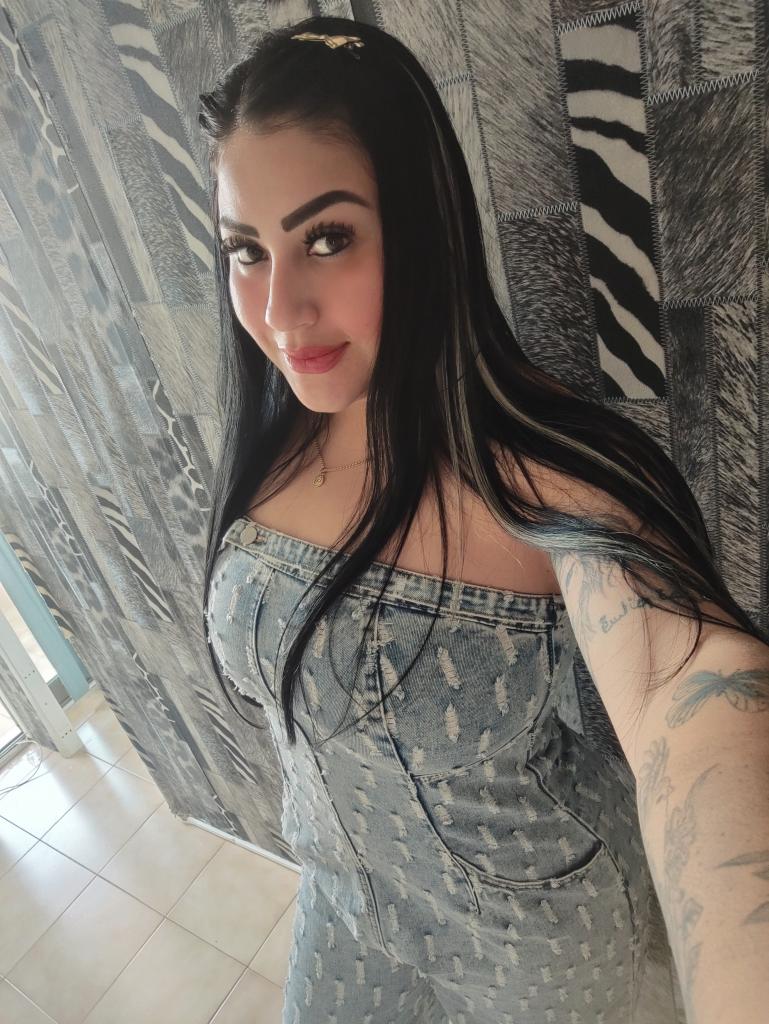 Chica busca chico en Tenerife: 