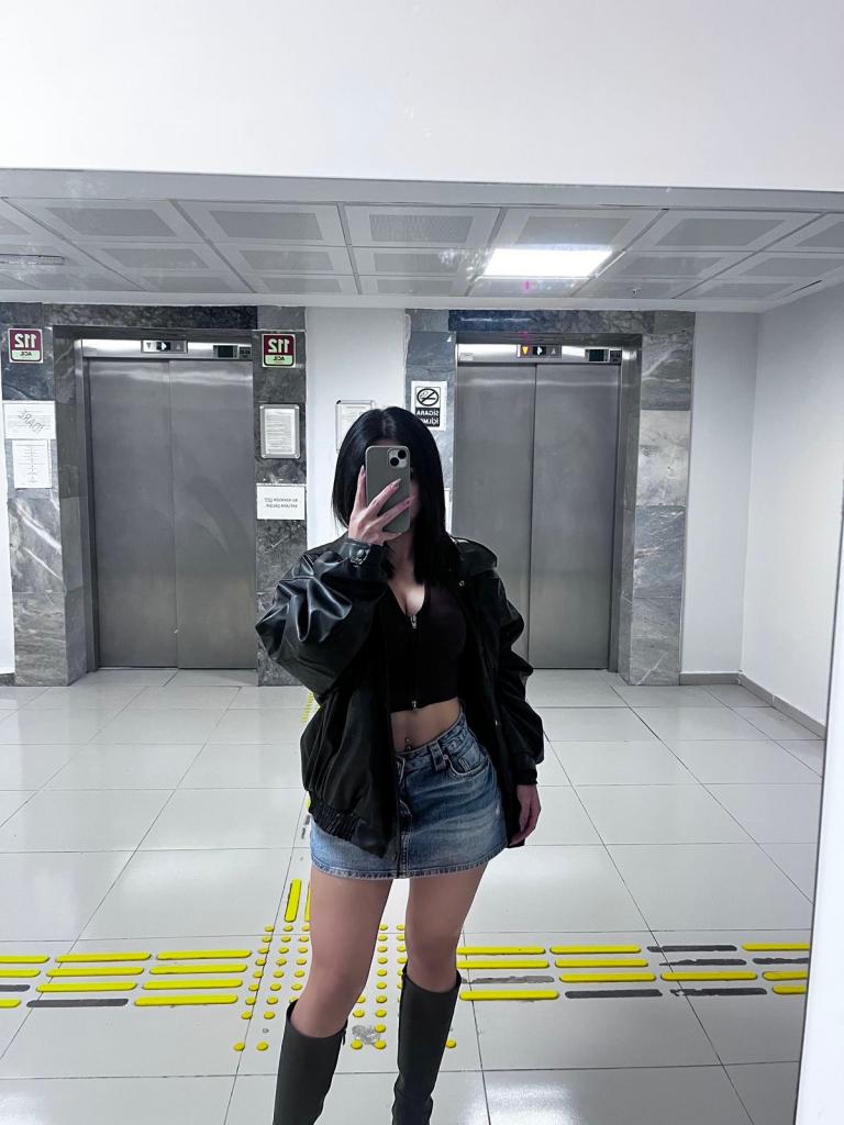 Chica busca chico en Madrid: 