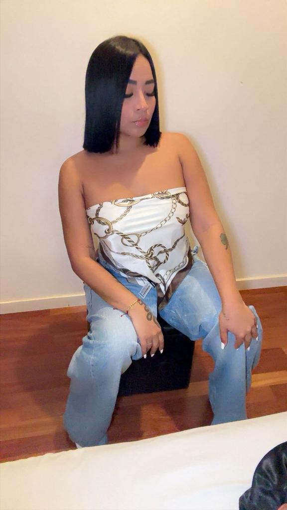 Chica busca chico en Tarragona: Chica busca chico