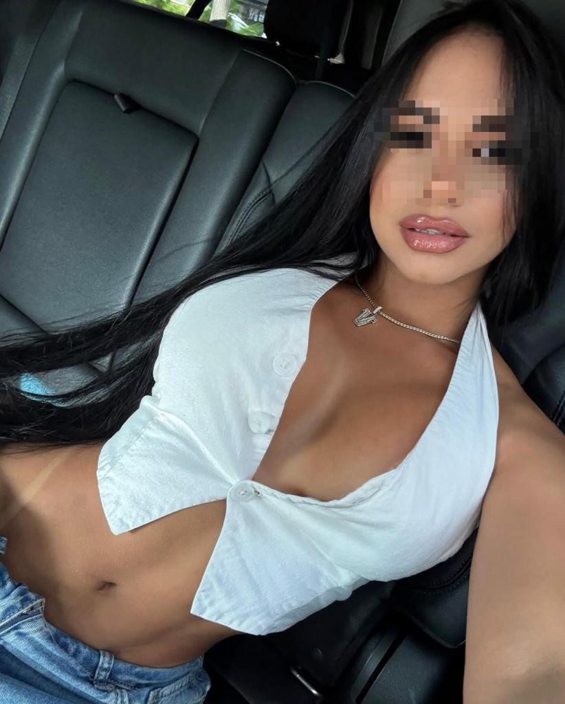 Chica busca chico en Menorca: 