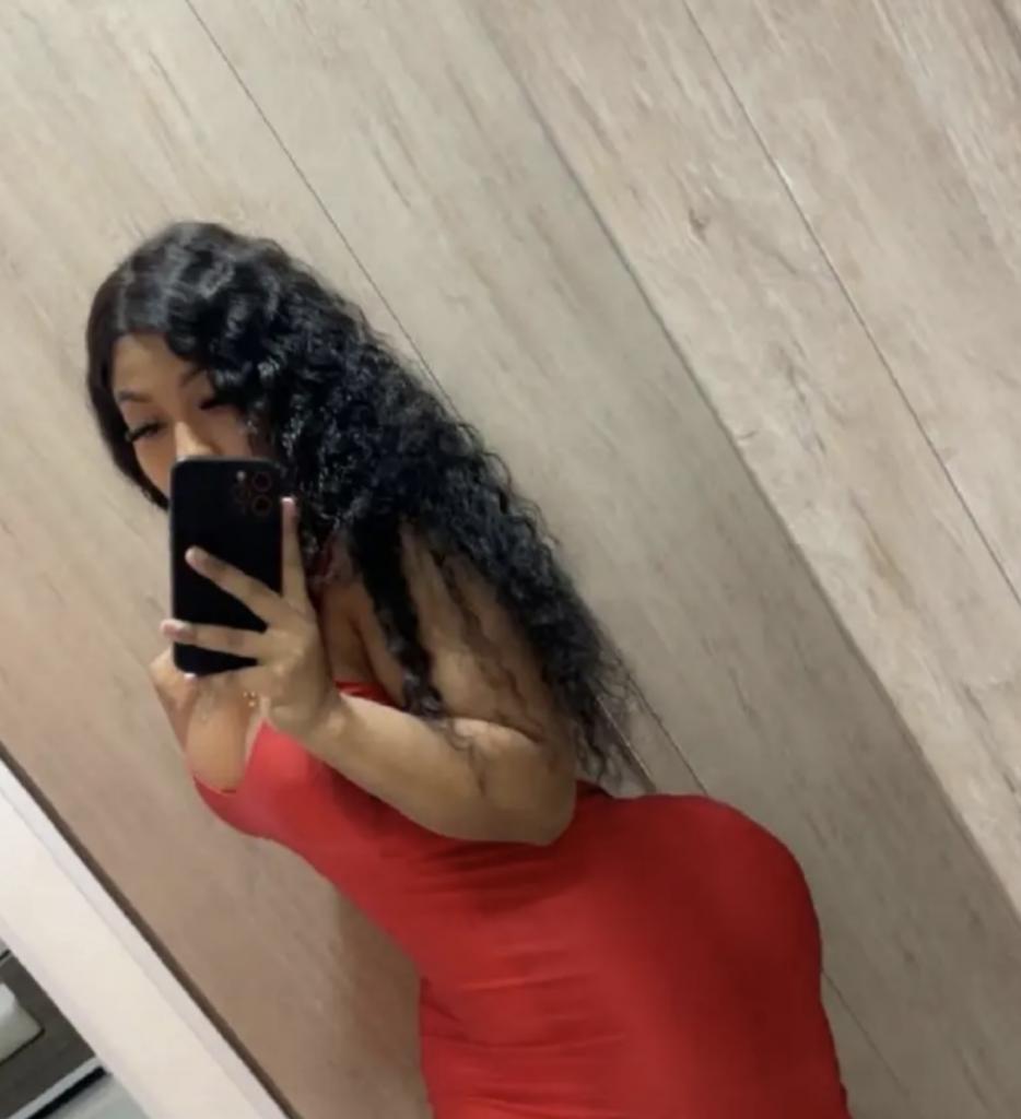 Chica busca chico en Cádiz: 