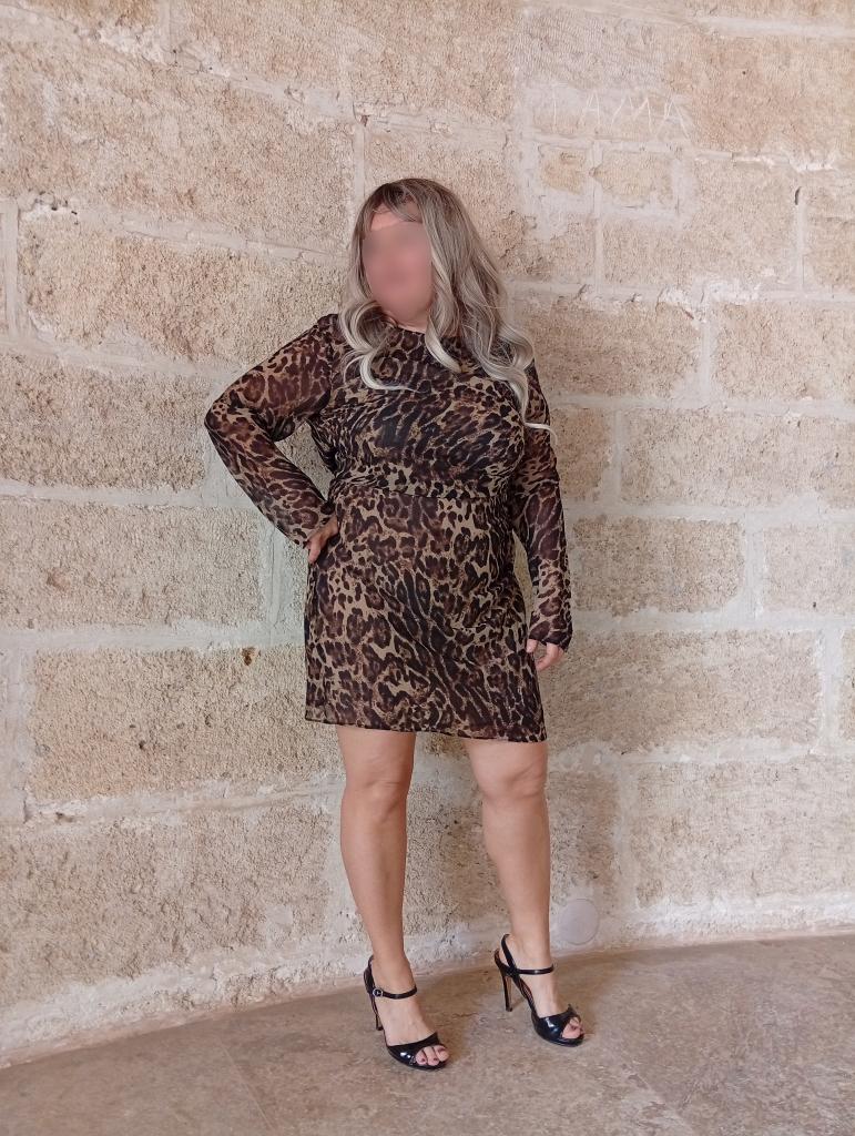 Chica busca chico en Almería: 