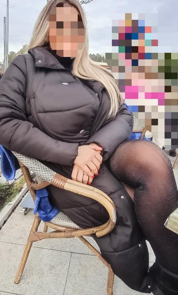 615683753: Chica busca chico en León