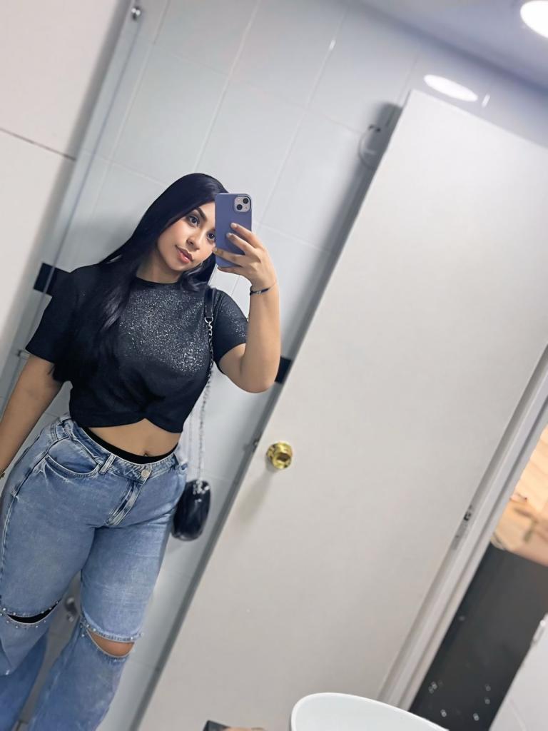 Chica busca chico en Tenerife: 