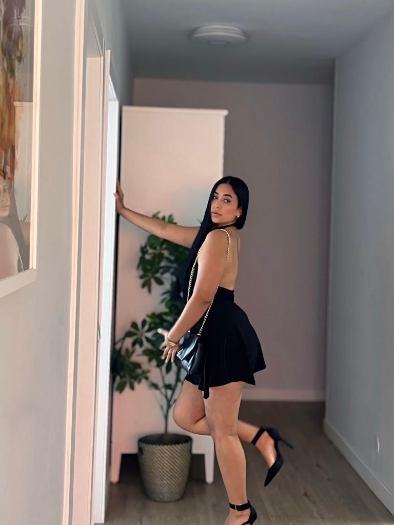 Chica busca chico en Tenerife: 