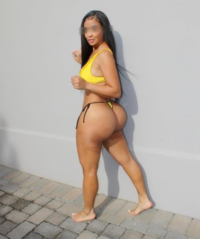 742035564: Chica busca chico en Menorca