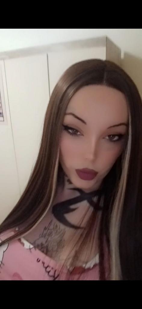 Chica busca chico en Valencia: Chica busca chico