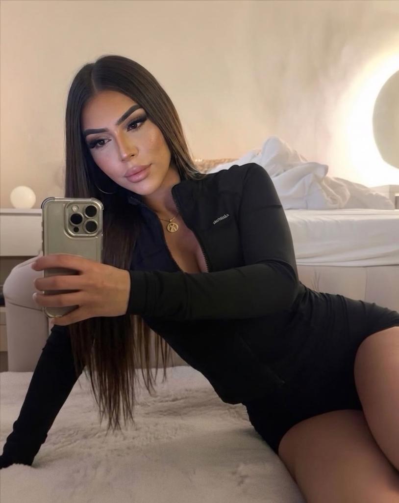 663635930: Transexual en Alicante