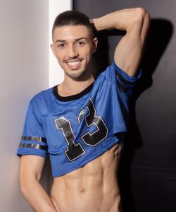 663617087: Chico busca chica en Madrid